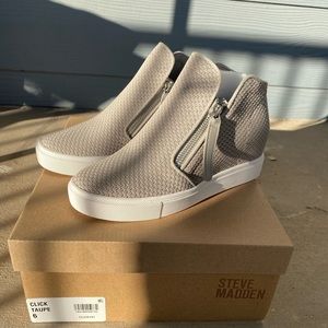 Steve Madden Women's Click Wedge Sneaker Bootie - Taupe Size 6